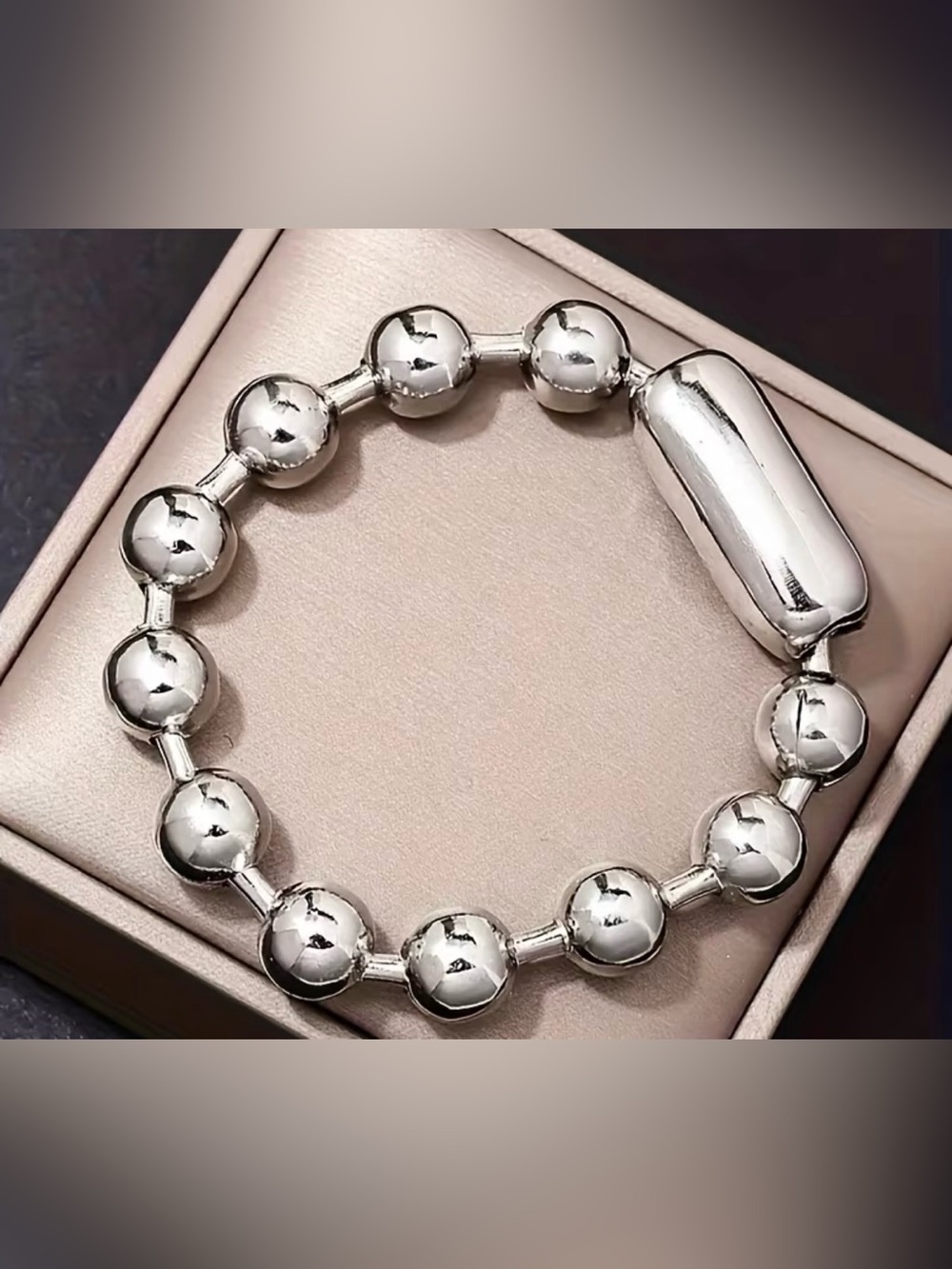 Stainless steel Beaded Bracelet - Silver